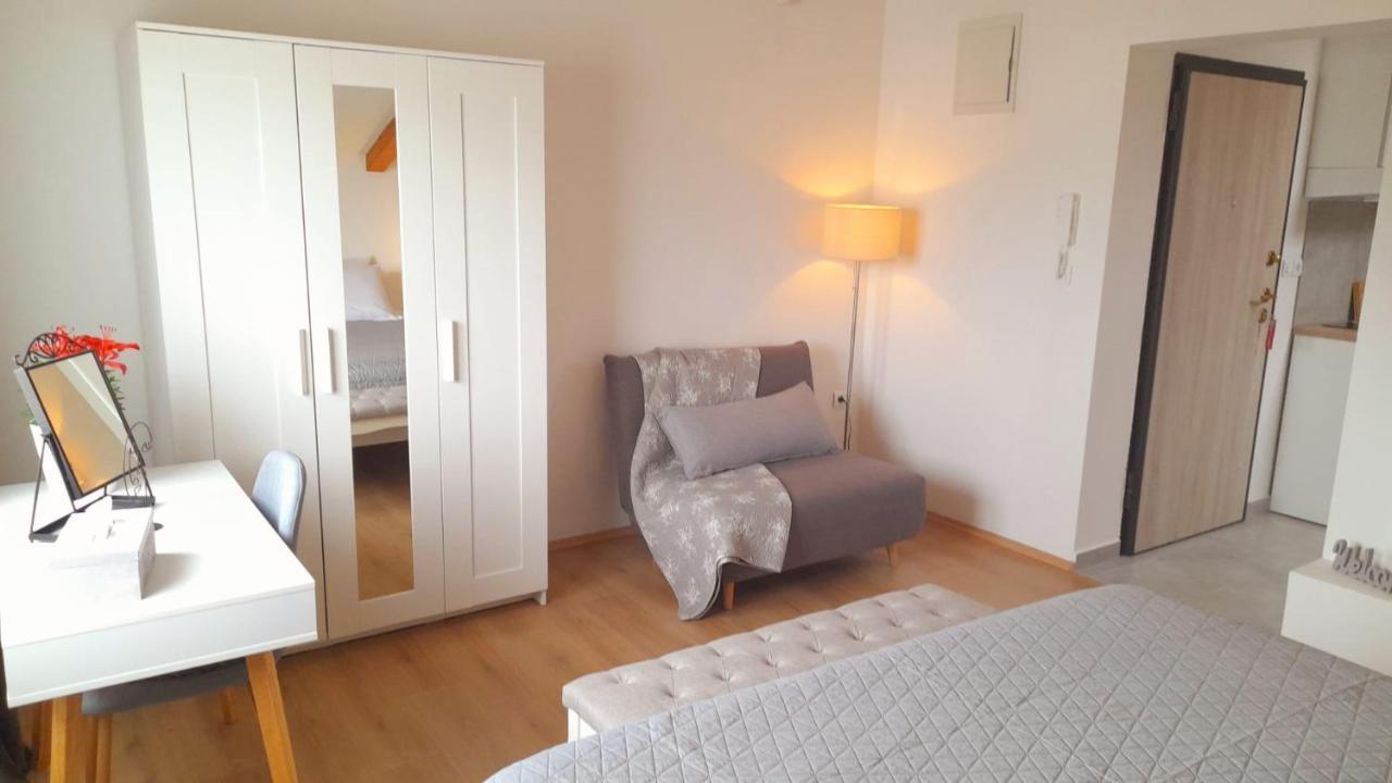 Apartman Diana,Free Parking Пула Экстерьер фото